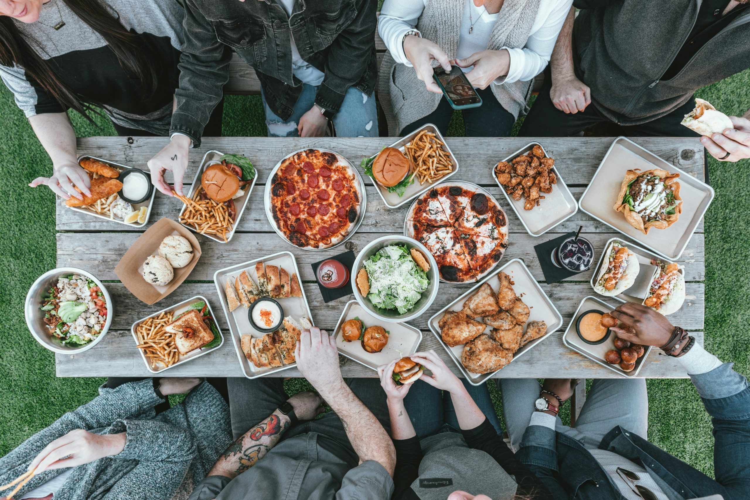 how to keep food hot while traveling